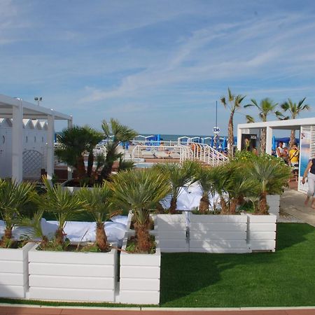 Residence Altomare Riccione Exterior photo